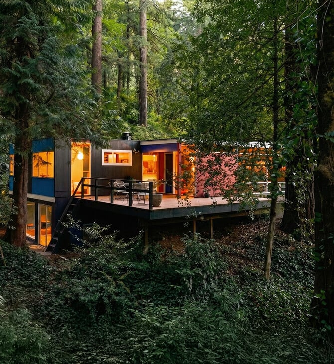 Ένα σπίτι κρυμμένο στο δάσος