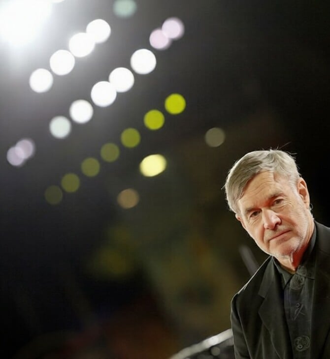 Gus Van Sant: Οι νεότεροι και οι μεγαλύτεροι δεν είδαν το ίδιο πράγμα στον Luigi Mangione