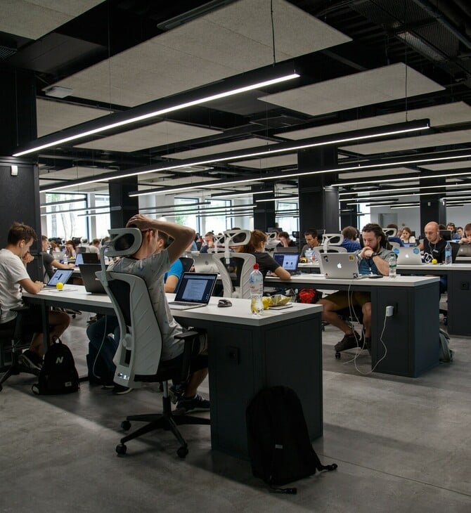 ΙΣΠΑΝΙΑ ΑΠΟΖΗΜΙΩΣΗ ΥΠΑΛΛΗΛΟΣ