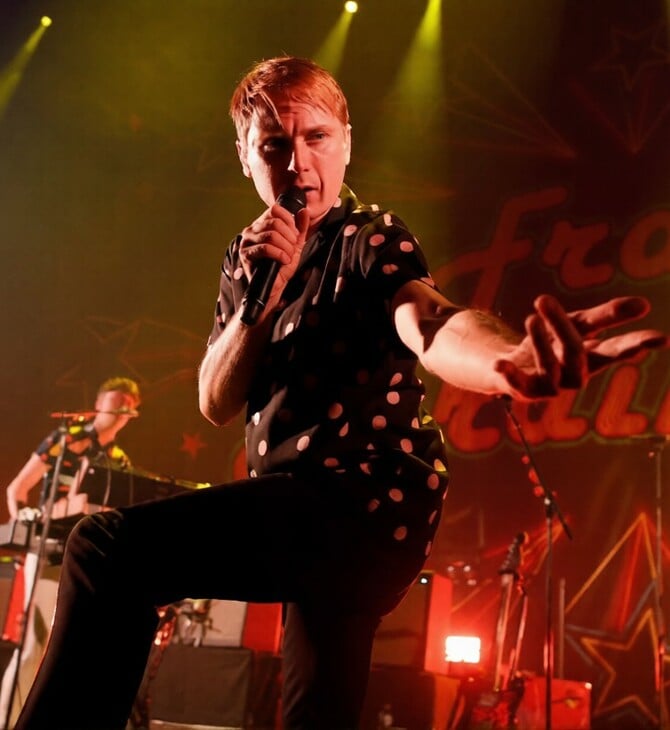 Ο Alex Kapranos καταγγέλλει το IDF για τη χρήση του Take Me Out χωρίς άδεια