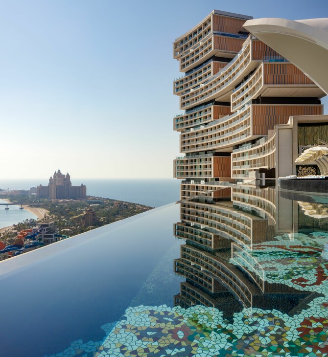 Πόλεμος στη Μέση Ανατολή - FT: $600 εκατ. την ημέρα κοστίζει στην περιφερειακή τουριστική βιομηχανία