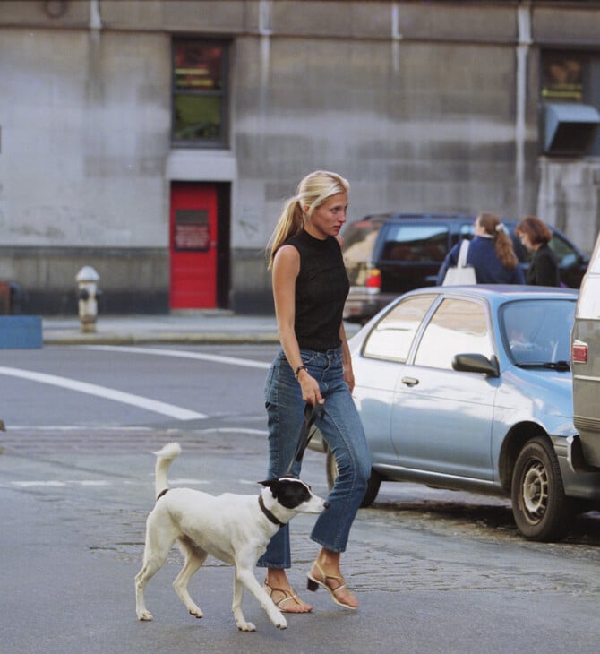 Το φάντασμα της Καρολίν Μπεσέτ-Kένεντι παραδίδει μαθήματα στιλ ακόμα