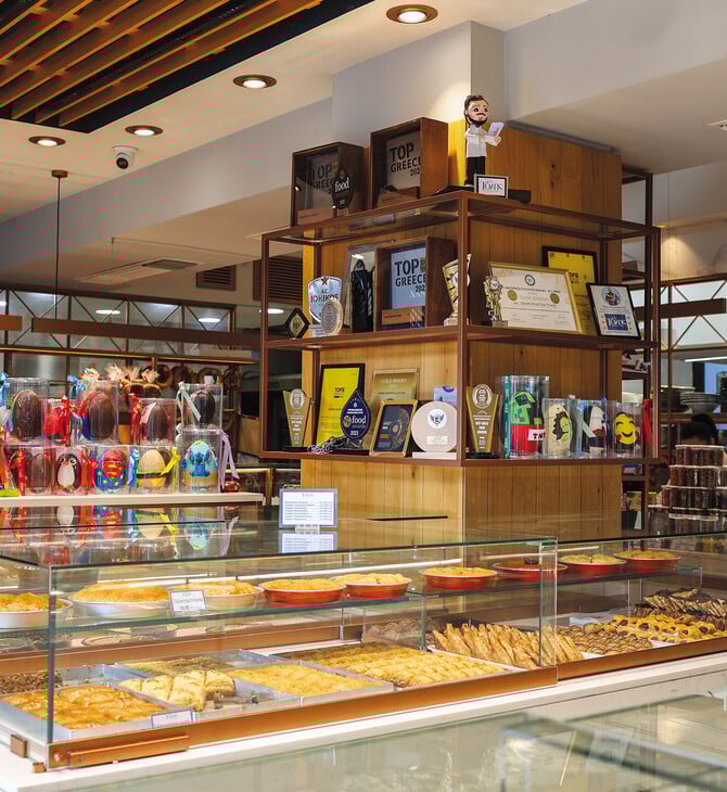 Tolis Sweets ʼn’ Eats: Viral γλυκά και comfort πιάτα για όλη την ημέρα