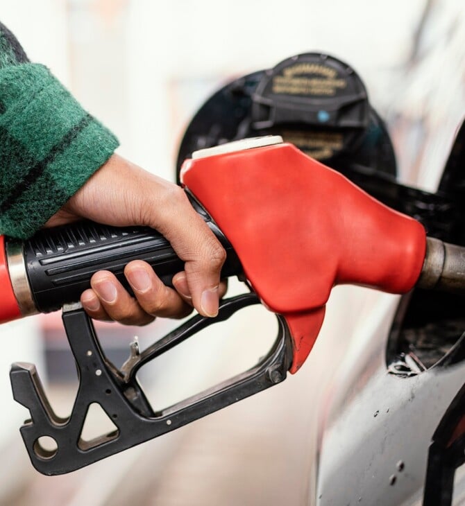 ΠΛΑΦΟΝ ΚΑΥΣΙΜΑ ΑΝΤΙΔΡΑΣΕΙΣ