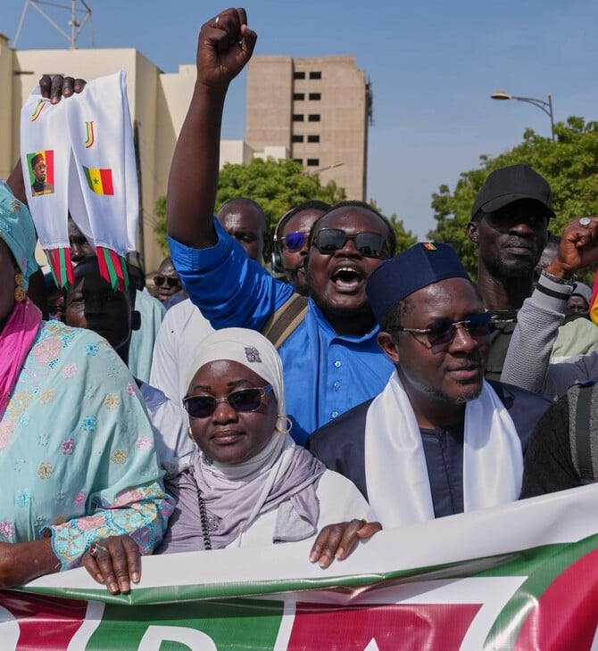 Η Βουλή της Σενεγάλης ψήφισε αυστηρότερο νόμο κατά των ομόφυλων σχέσεων