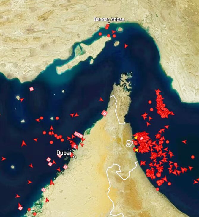 Αυτοκρατορική Παρακμή στα Στενά του Ορμούζ: Ο Πόλεμος του Ιράν ως η «Κρίση του Σουέζ» των ίδιων των ΗΠΑ
