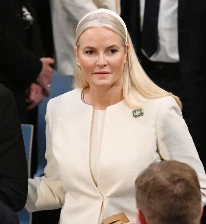 ΜΕΤΕ ΜΑΡΙΤ ΤΖΕΦΡΙ ΕΠΣΤΑΙΝ