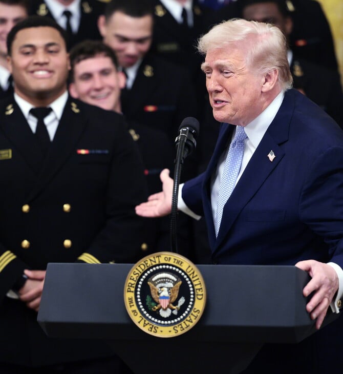 ΧΑΜΕΝΕΪ ΤΡΑΜΠ ΙΡΑΝ ΗΠΑ ΠΥΡΗΝΙΚΑ ΟΠΛΑ