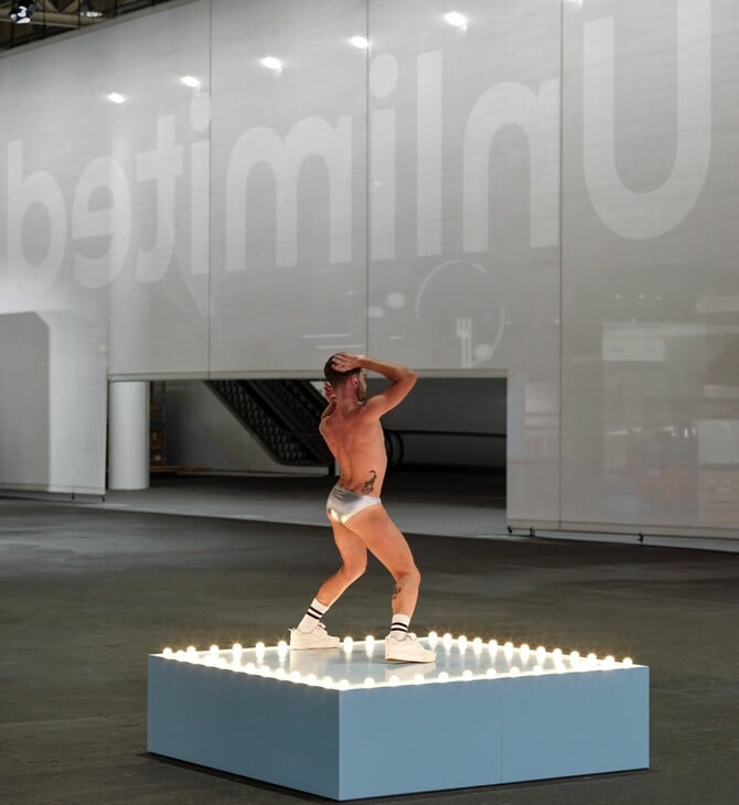 Felix Gonzalez-Torres: Οχι απλώς άλλο ένα go-go boy