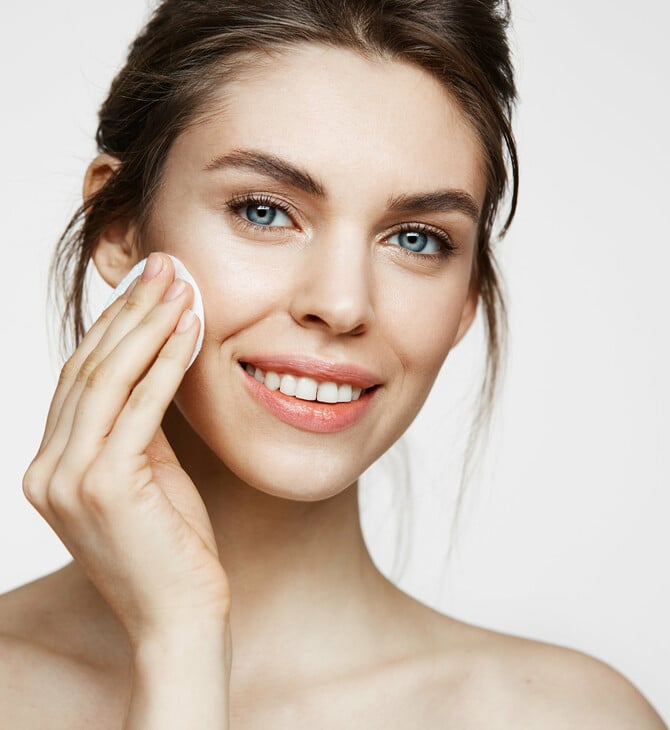 4 βασικά βήματα για λάμψη και νεανική όψη κάθε μέρα