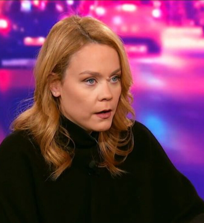 ΛΕΝΑ ΠΑΠΑΛΗΓΟΥΡΑ ΠΑΤΕΡΑΣ