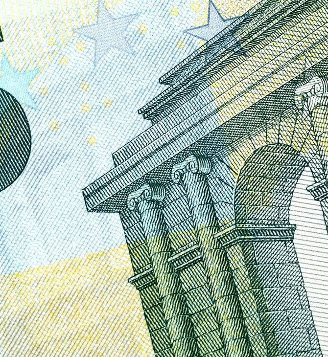 Οι 35 αυξήσεις που δόθηκαν στο Δημόσιο: Ποιοι κερδίζουν περισσότερα και ποιοι λιγότερα