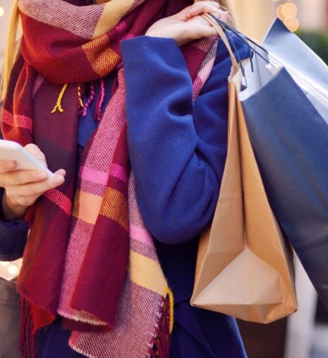 Πάσχα 2026: Ποια Κυριακή είναι ανοιχτά τα καταστήματα - Το ωράριο λειτουργίας