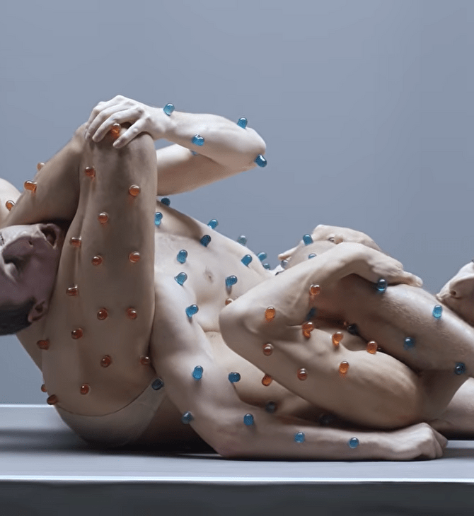 Το παράδοξο της έλξης και της απώθησης