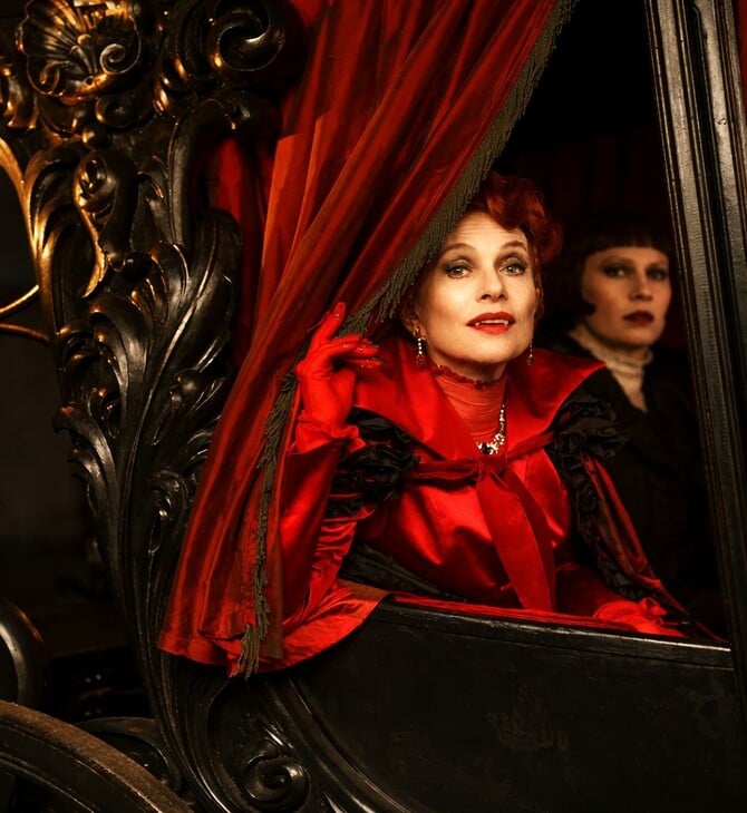 Η Isabelle Huppert ως βρικόλακας και ο Tony Leung στο πρώτο κύμα τίτλων του Sydney Film Festival