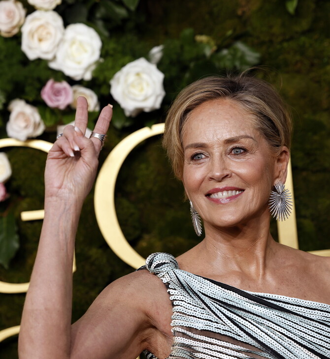 ΣΑΡΟΝ ΣΤΟΟΥΝ ΡΟΜΠΕΡΤ ΝΤΕ ΝΙΡΟ ΦΙΛΙ 