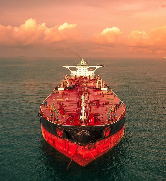 ΣΤΕΝΑ ΟΡΜΟΥΖ ΠΛΟΙΑ ΠΕΡΑΣΑΝ