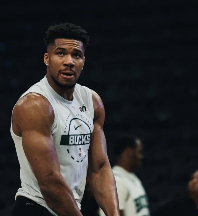 ΓΙΑΝΝΗΣ ΑΝΤΕΤΟΚΟΥΝΜΠΟ ΜΠΑΚΣ ΝΒΑ ΕΡΕΥΝΑ