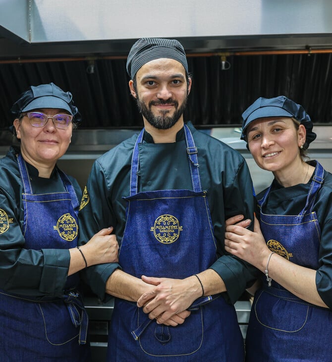 Ήρθε πλέον και στο κέντρο της Αθήνας ο γνωστός «ΜΠΑΜΠΗΣ» του Φαλήρου