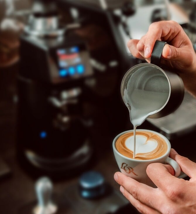 Στο Coffee Masters Campus της JDE Peet’s μαθαίνεις τον καφέ όπως (πρέπει να) είναι