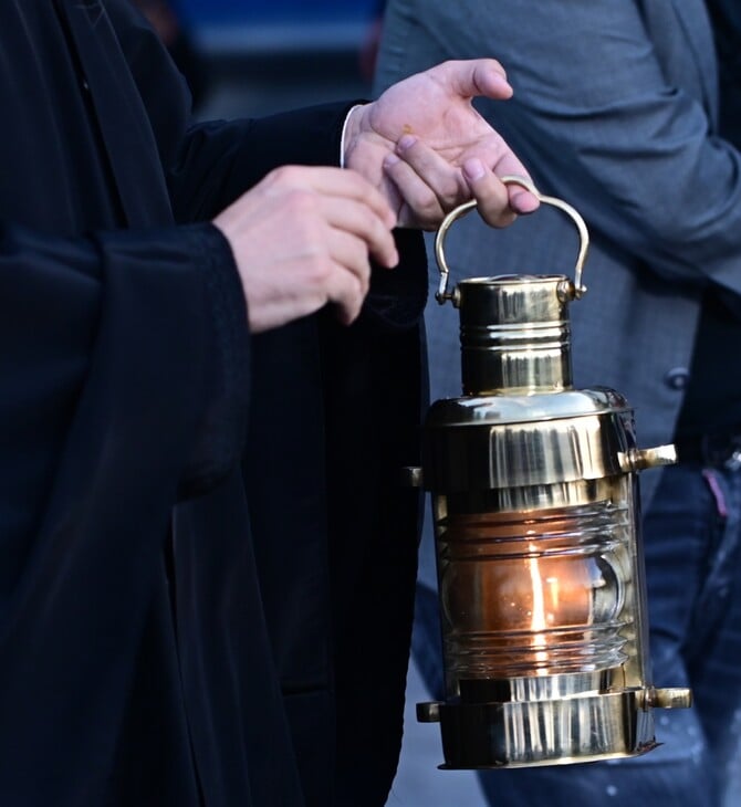 ΑΓΙΟΣ ΦΩΣ ΕΛΛΑΔΑ ΤΙ ΩΡΑ