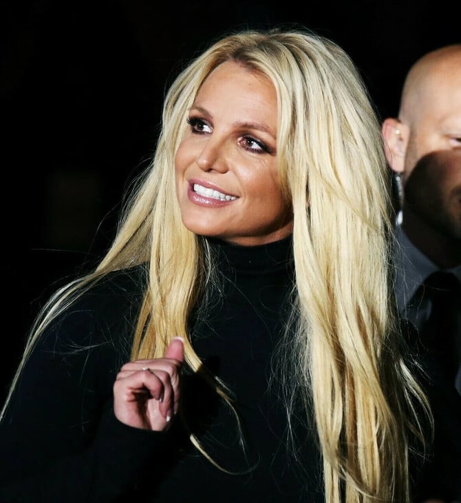 ΜΠΡΙΤΝΕΙ ΣΠΙΑΡΣ ΓΙΟΙ ΚΕΝΤΡΟ ΑΠΕΞΑΡΤΗΣΗΣ