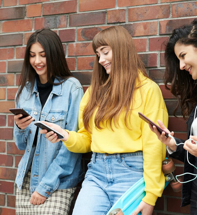 Όταν κάτι πάει στραβά εκτός σπιτιού: το “plan B” που χρειάζεται κάθε έφηβος