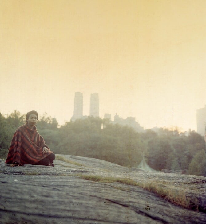 Γιατί η Νίνα Σιμόν ακούγεται ακόμη σαν απειλή