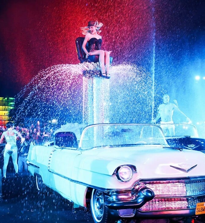 Στο Coachella η Σαμπρίνα ανέβηκε για να γίνει μύθος και ο Μπίμπερ για να μείνει μόνος με το όνομά του