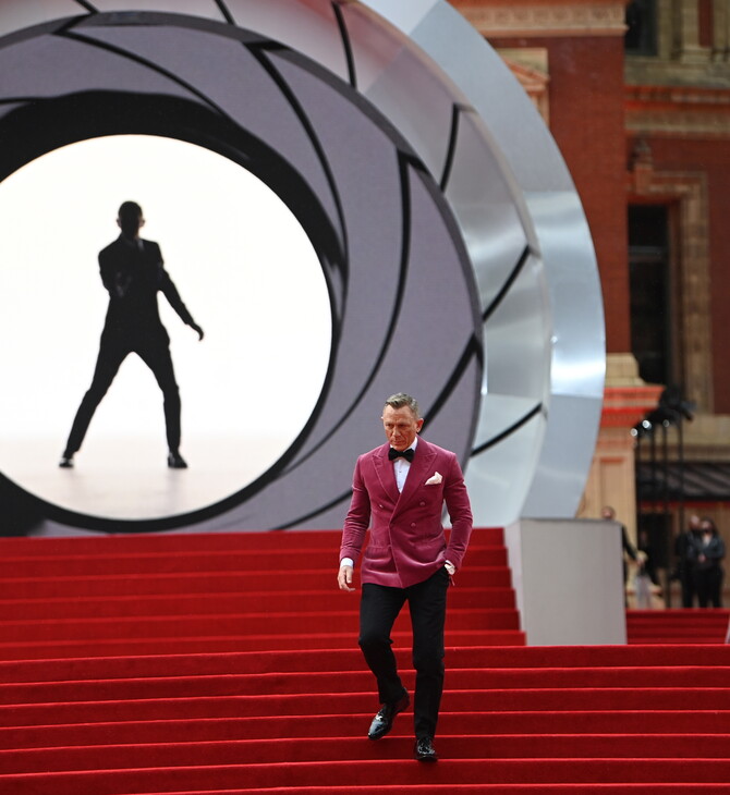 ΤΖΕΙΜΣ ΜΠΟΝΤ ΗΘΟΠΟΙΟΣ ΤΑΙΝΙΑ