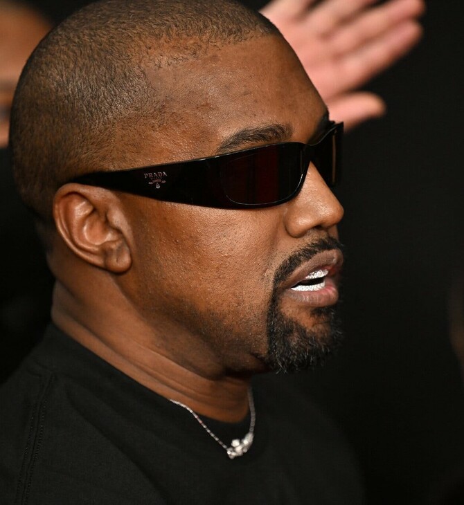 YE ΚΑΝΙΕ ΓΟΥΕΣΤ ΣΥΝΑΥΛΙΑ ΠΟΛΩΝΙΑ 