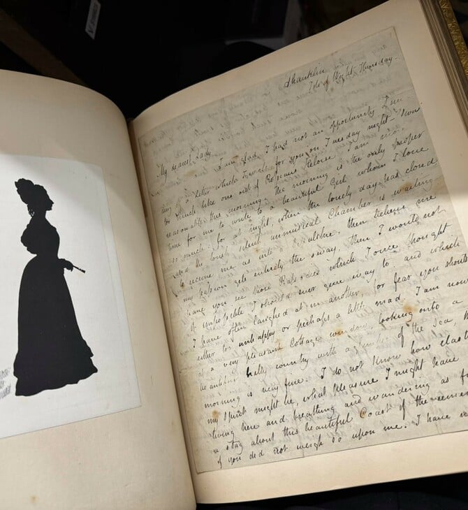 «Μακάρι να ήμασταν πεταλούδες»: Βρέθηκαν οι κλεμμένες ερωτικές επιστολές του Τζον Κιτς