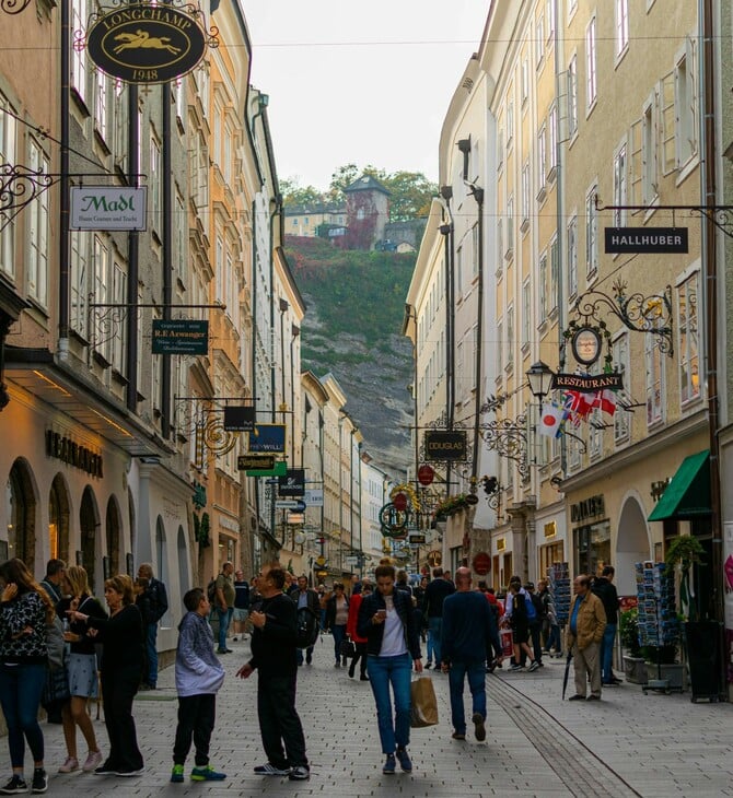ΣΑΛΤΣΜΠΟΥΡΓΚ ΤΡΟΧΑΙΟ ΤΡΟΛΕΙ 