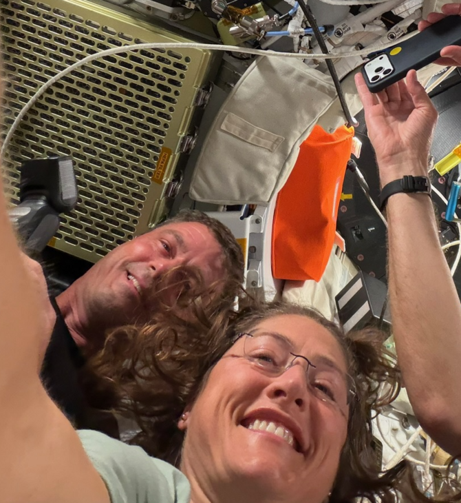 ΑΣΤΡΟΝΑΥΤΕΣ ΔΙΑΣΤΗΜΑ ΒΑΡΥΤΗΤΑ