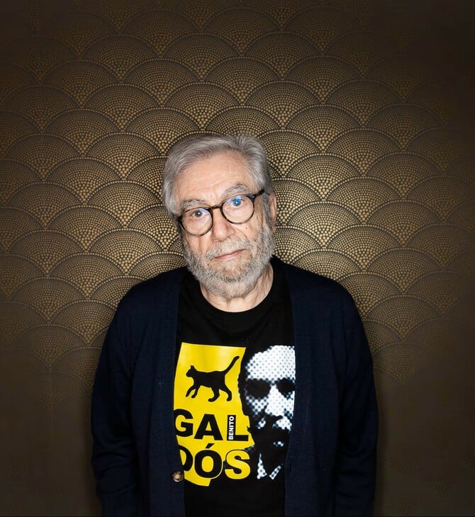 Ο Αντόνιο Μούνιοθ Μολίνα βλέπει έναν «τεχνολογικό ολοκληρωτισμό» πίσω από την κρίση του δημόσιου λόγου