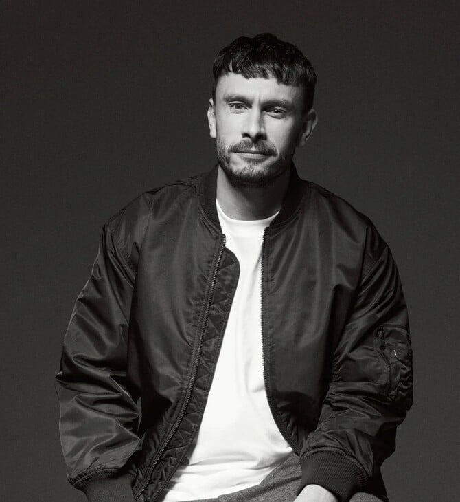 Μετά το «Baby Reindeer», ο Ρίτσαρντ Γκαντ επιστρέφει με το σκοτεινό «Half Man»