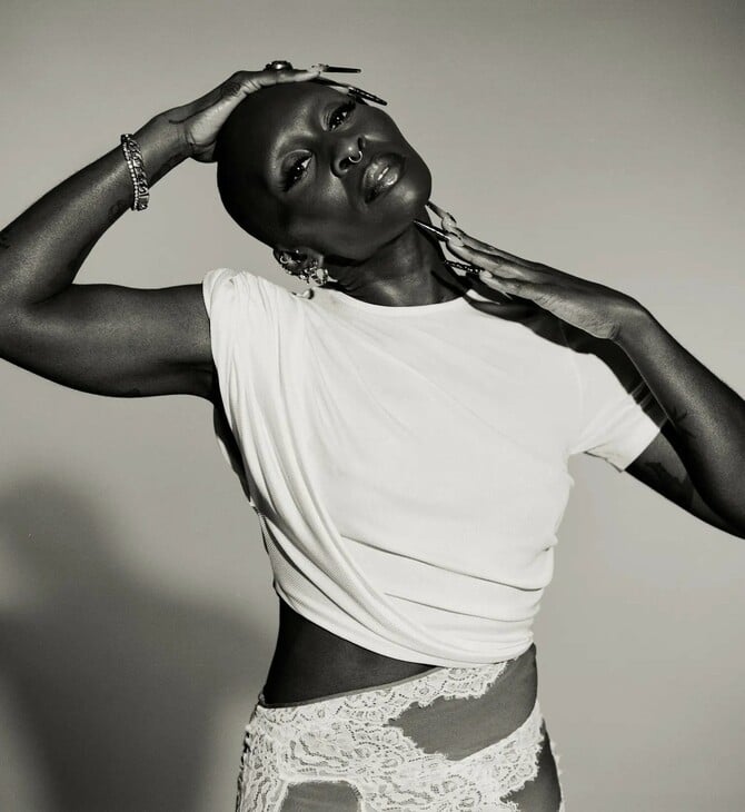 Η Σίνθια Ερίβο θα γίνει Μίριαμ Μακέμπα σε μια ταινία για το Graceland και το απαρτχάιντ