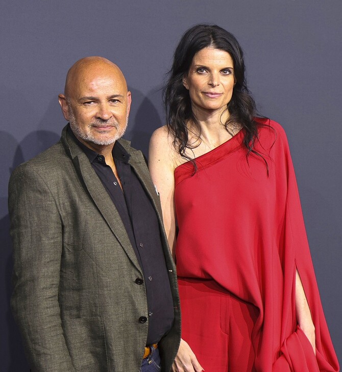 Η Αθηνά Ωνάση σε σπάνια δημόσια εμφάνιση στη Βαρκελώνη