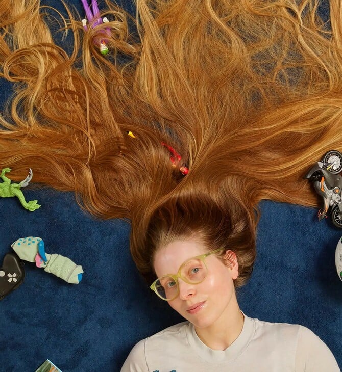 Από το Harry Potter στο OnlyFans: η Jessie Cave μιλά για την επιβίωση των καλλιτεχνών το 2026