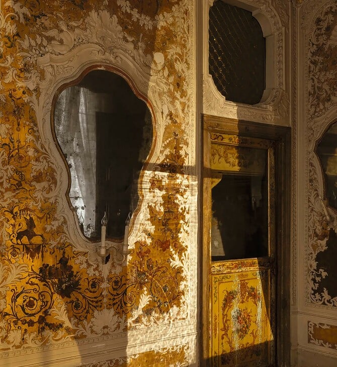 «Η μόνη αληθινή διαμαρτυρία είναι η ομορφιά»: Ο Ντρις βαν Νότεν ανοίγει ένα παλάτσο στη Βενετία