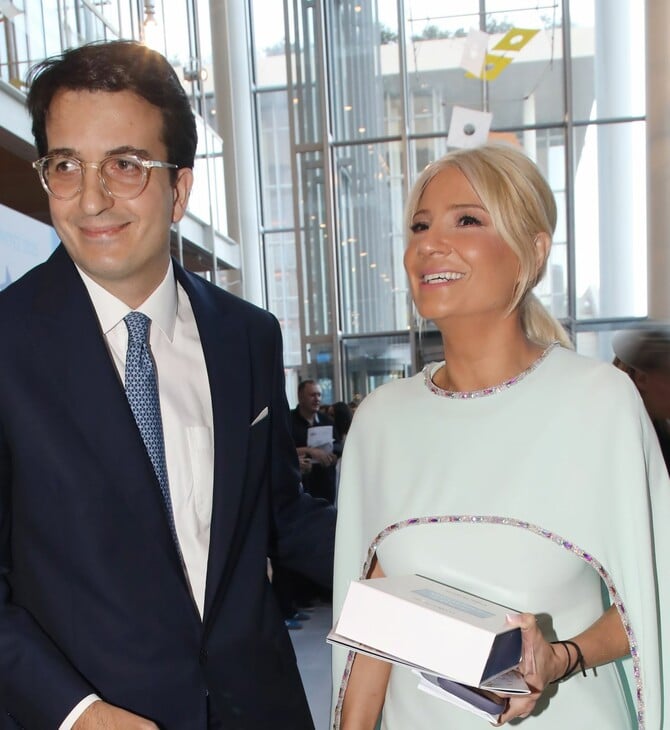 ΦΑΙΗ ΣΚΟΡΔΑ ΣΥΝΤΡΟΦΟΣ ΑΛΕΞΑΝΔΡΟΣ ΑΘΑΝΑΣΙΑΔΗΣ