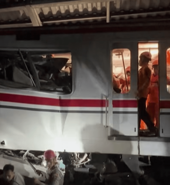 ΣΥΓΚΡΟΥΣΗ ΤΡΕΝΩΝ ΙΝΔΟΝΗΣΙΑ ΝΕΚΡΟΙ