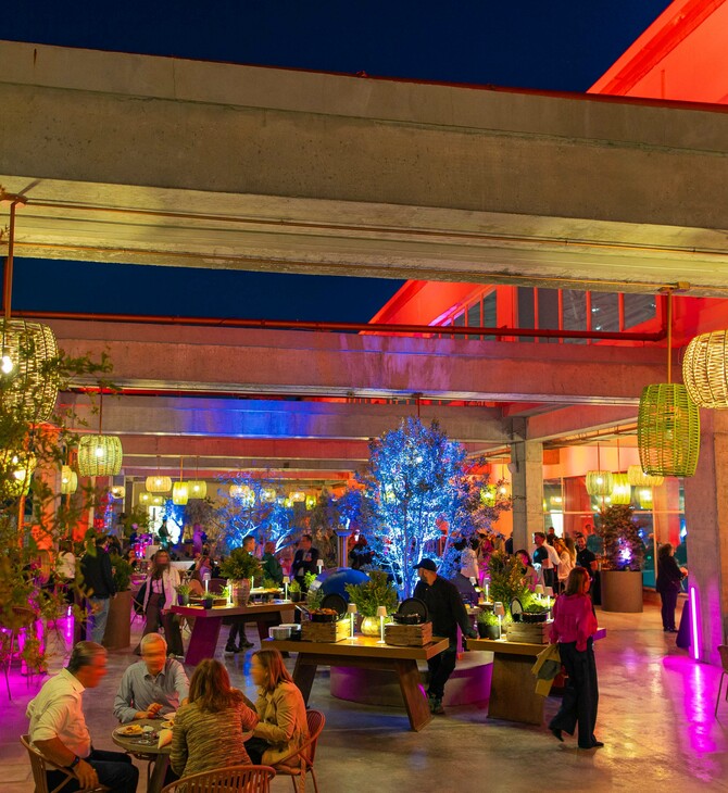 Μια βραδιά στο Urban Roof Garden που επαναπροσδιορίζει τα urban events