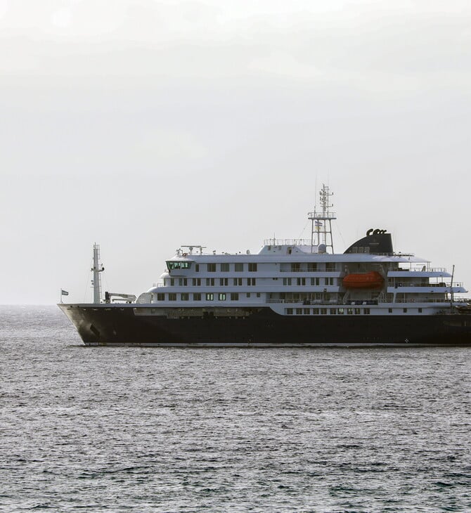 ΧΑΝΤΑΪΟΣ ΑΡΓΕΝΤΙΝΗ ΚΡΟΥΑΖΙΕΡΟΠΛΟΙΟ ΑΣΘΕΝΕΙΣ