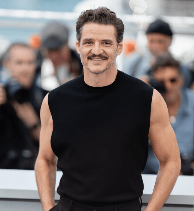 Ο Pedro Pascal πέταξε economy για τις Κάννες και οι πρώην πιλότοι ξεμπροστιάζουν τη χλιδή των private jets