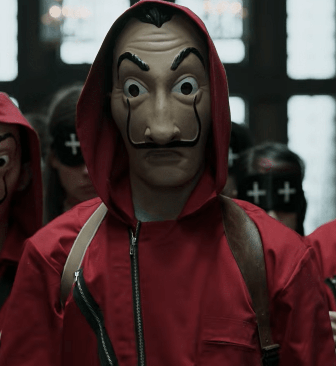 LA CASA DE PAPEL NETFLIX Η ΤΕΛΕΙΑ ΛΗΣΤΕΙΑ