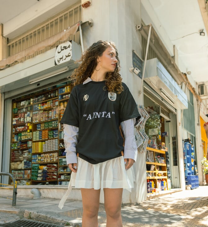 Η cool πλευρά της πόλης σε ένα lookbook: Το συλλεκτικό jersey Νύμφη x Νέγρος του Μοριά