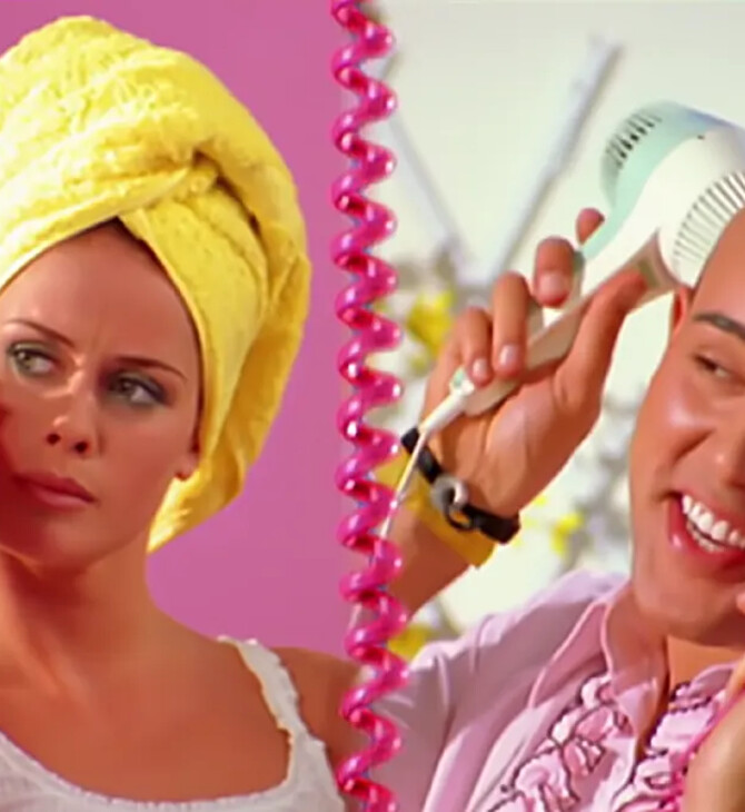 BARBIE GIRL ΣΥΓΚΡΟΤΗΜΑ ΤΡΑΓΟΥΔΙ