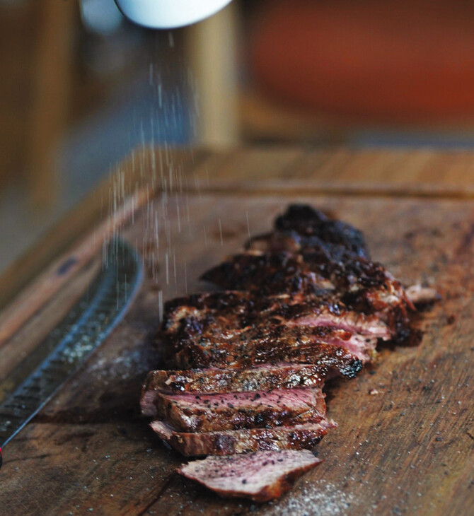 Burnt Bone: Ένα steakhouse με fusion επιρροές