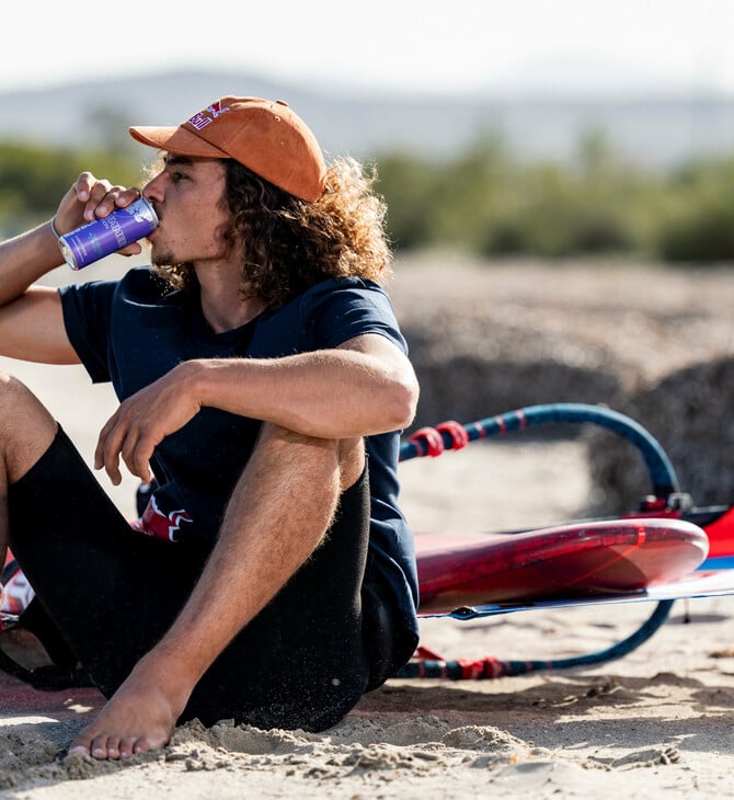 Red Bull Summer Edition με γεύση Pink Grapefruit: Το νέο energy ritual κάθε καλοκαιρινής ημέρας